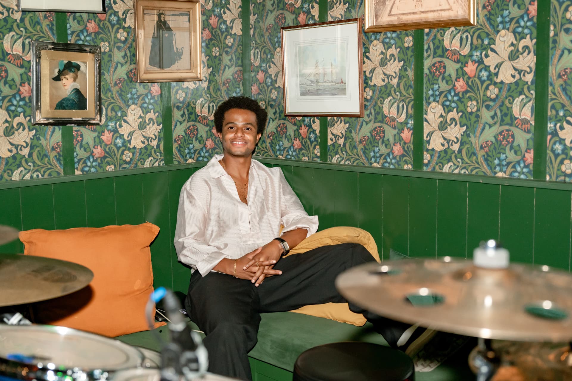 Rudy Chalmers live in London at 21 Soho